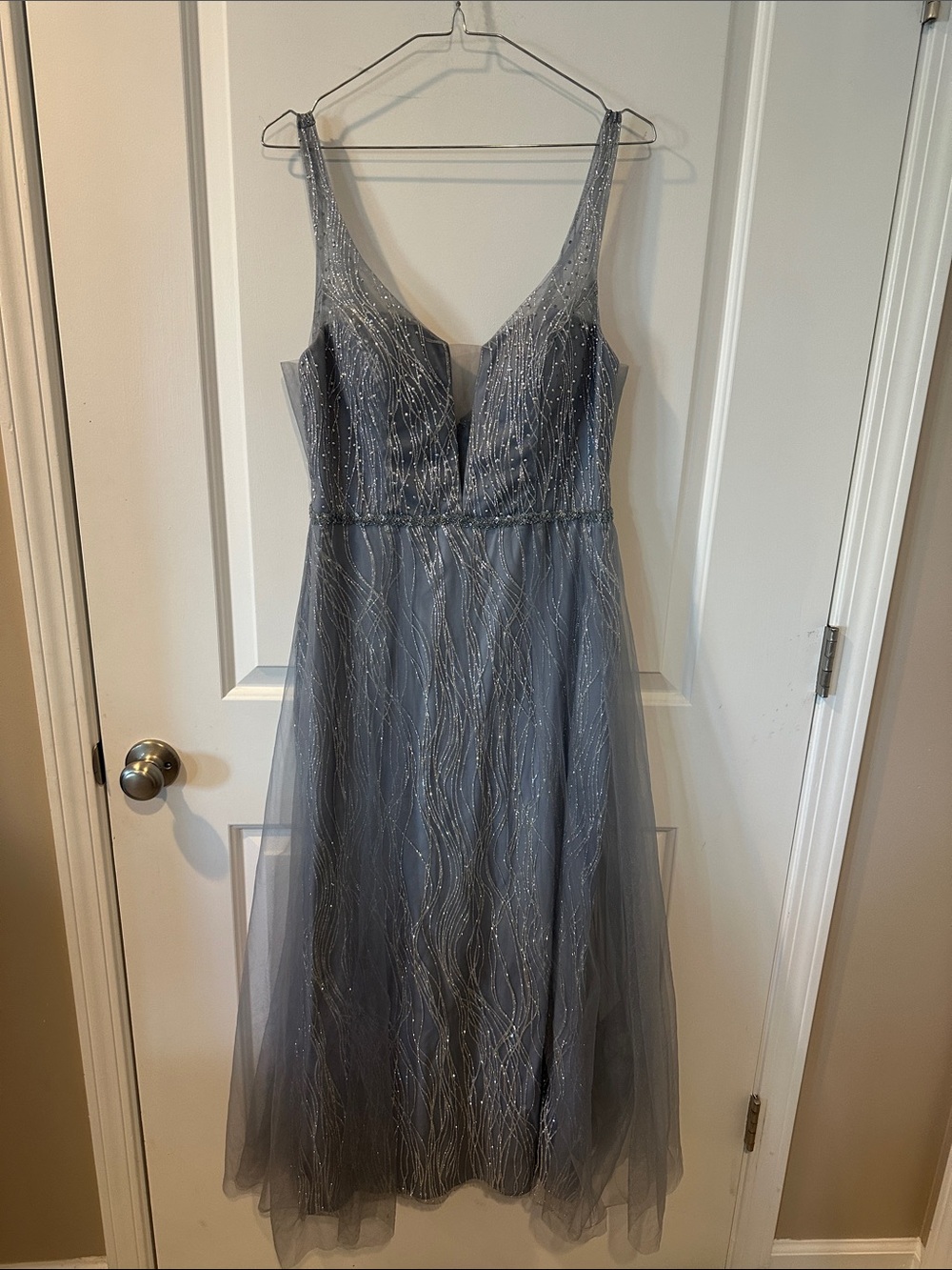 City Studio Silver Gray Tulle Prom Gown